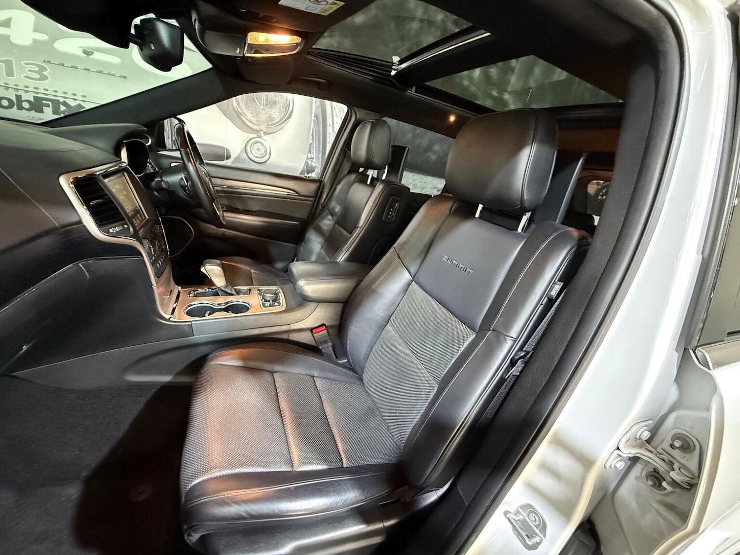 Used Jeep Grand Cherokee 2017 for sale - 78057131: Photo 6