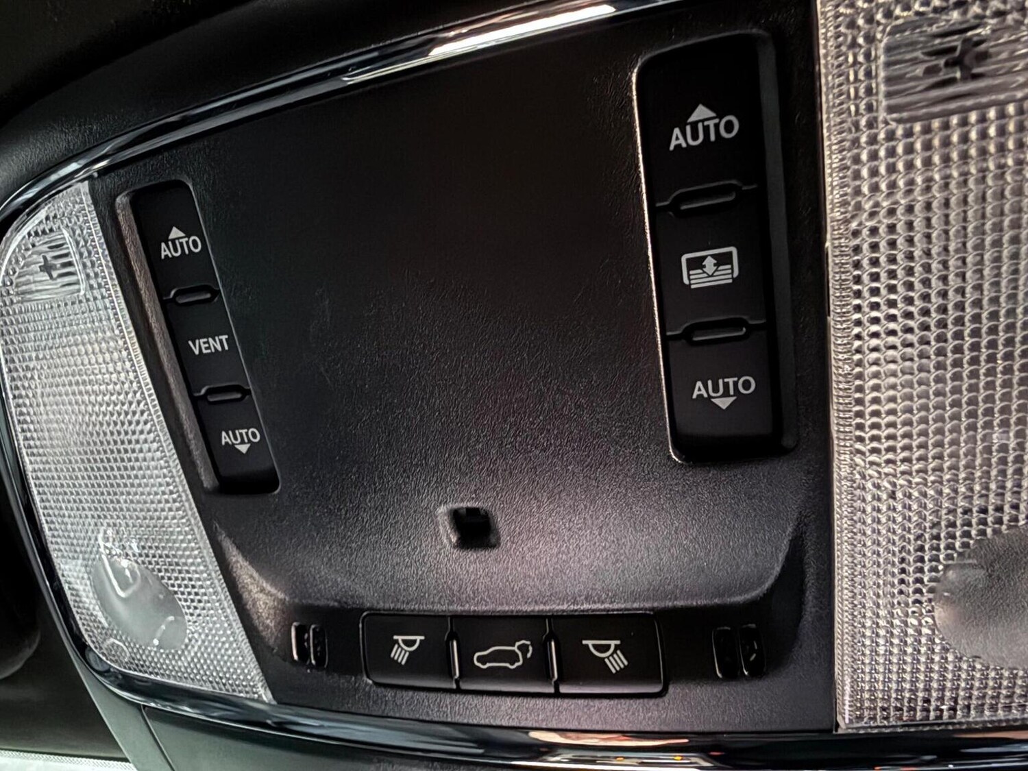 Used Jeep Grand Cherokee 2017 for sale - 78057131: Photo 64