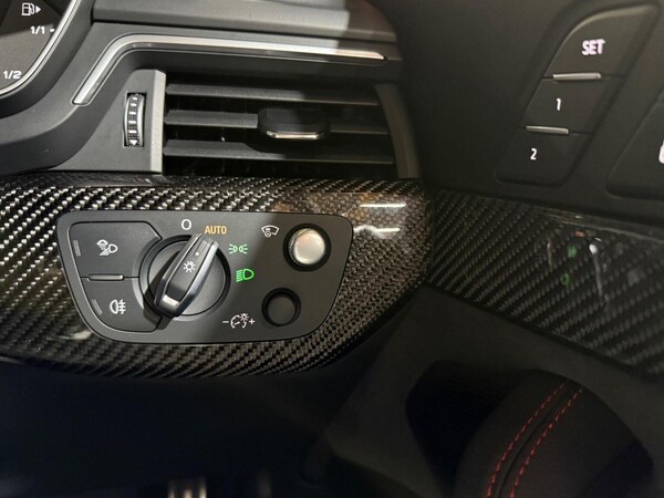 Used Audi RS4 2018 for sale - 75535603: Photo 38