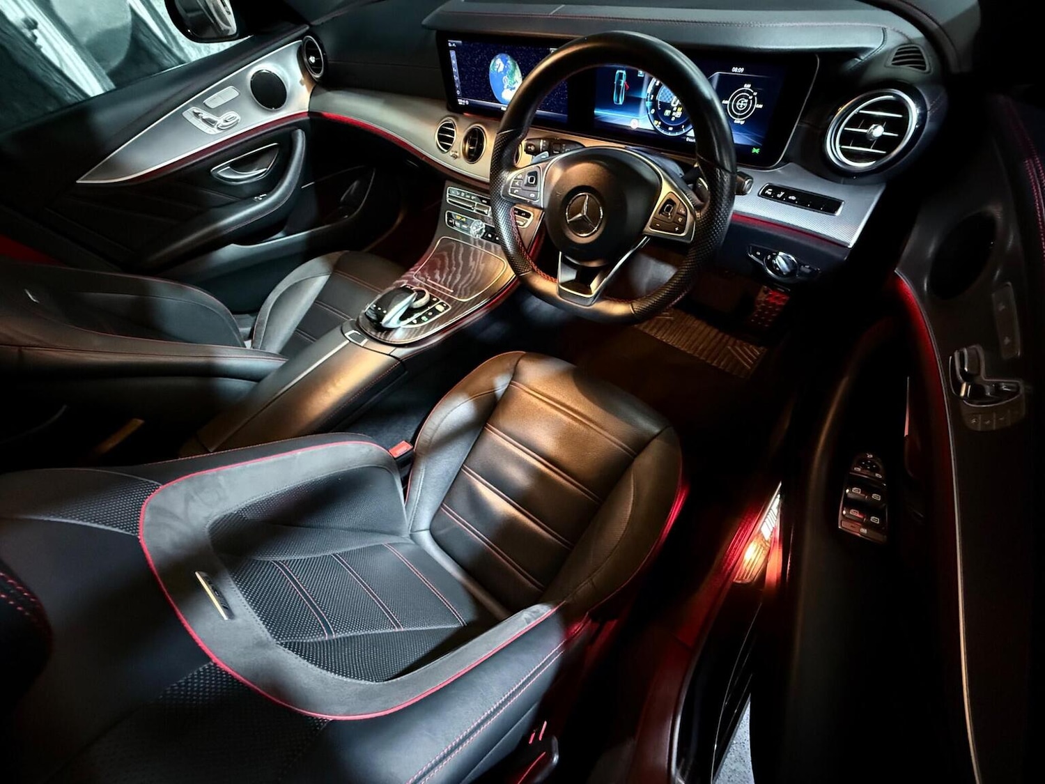 Used Mercedes-Benz E Class 2018 for sale - 76968580: Photo 12