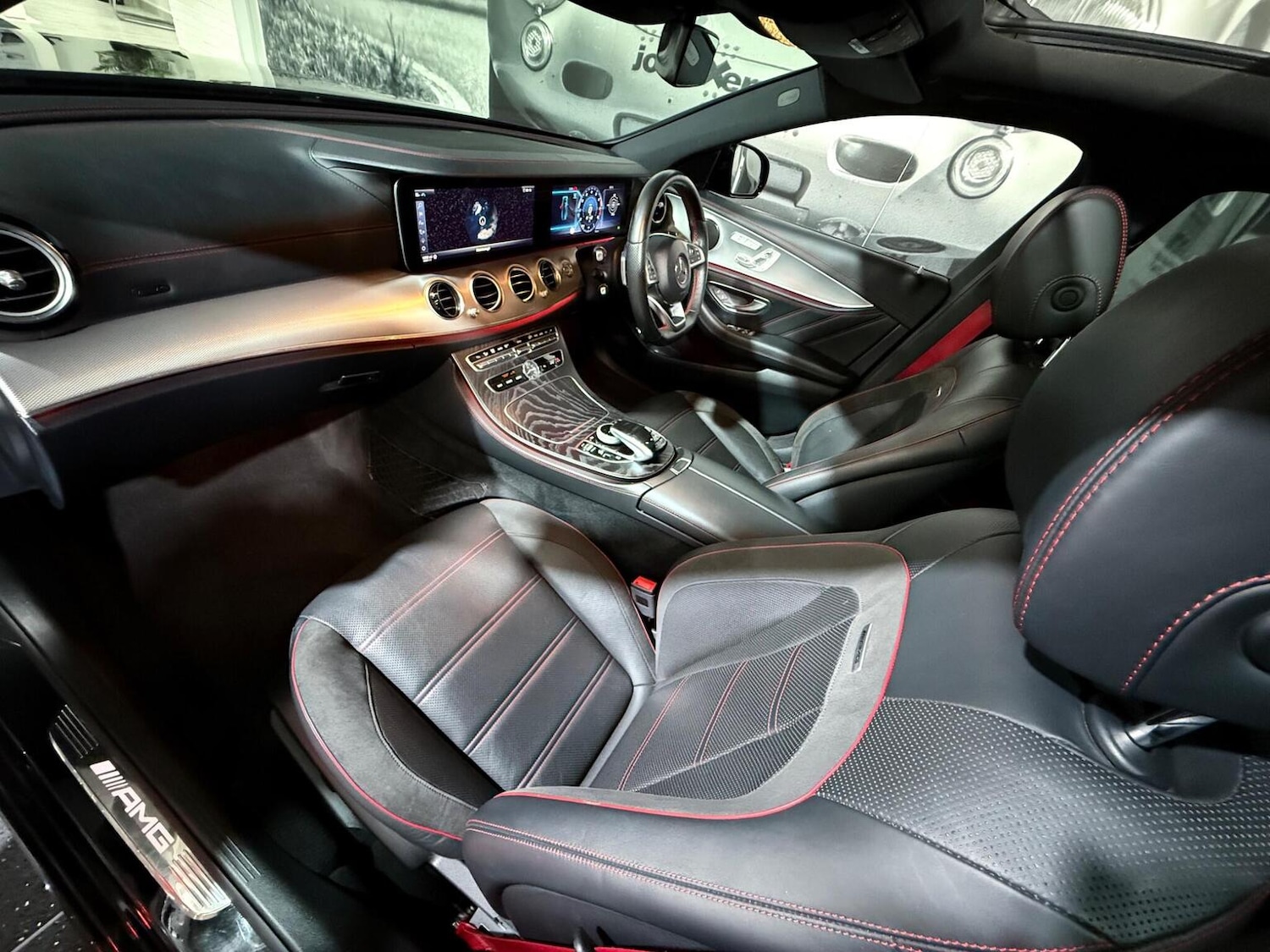 Used Mercedes-Benz E Class 2018 for sale - 76968580: Photo 2