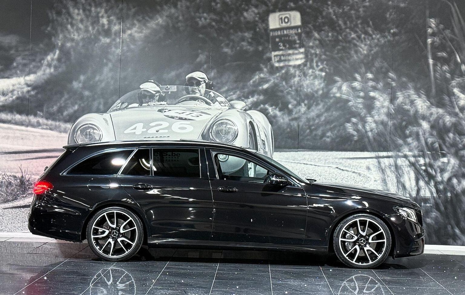 Used Mercedes-Benz E Class 2018 for sale - 76968580: Photo 4