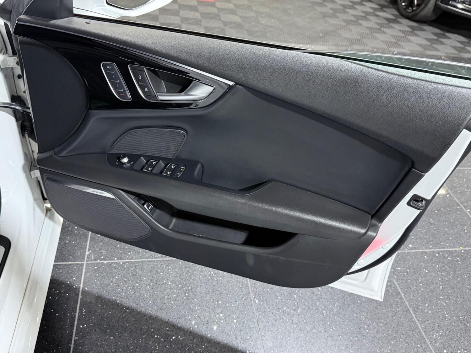 Used Audi A7 2015 for sale - 77906510: Photo 65