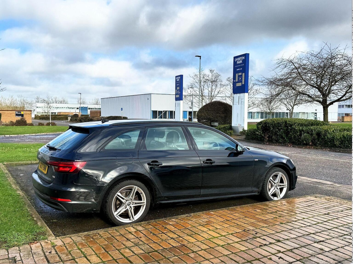 Used Audi A4 2017 for sale - 77395238: Photo 8