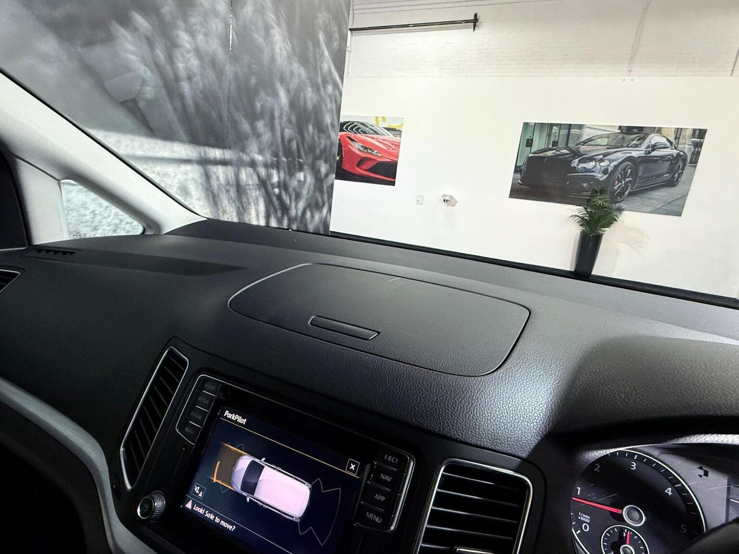 Used Volkswagen Sharan 2017 for sale - 77516140: Photo 42