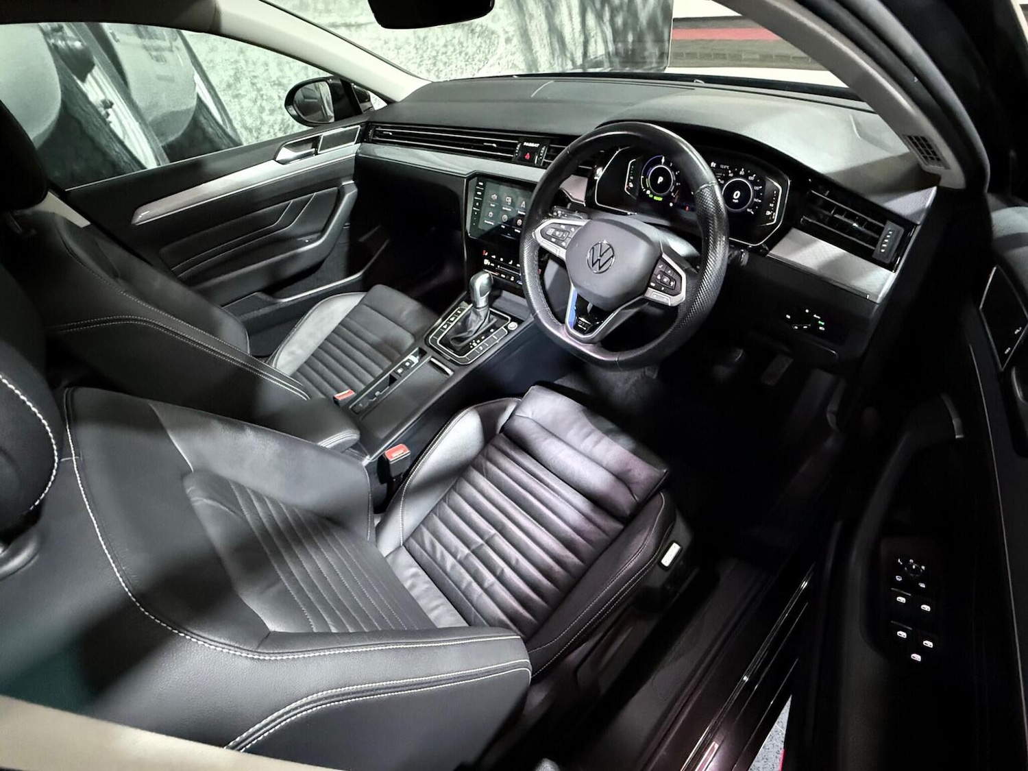 Used Volkswagen Passat 2022 for sale - 76576912: Photo 10