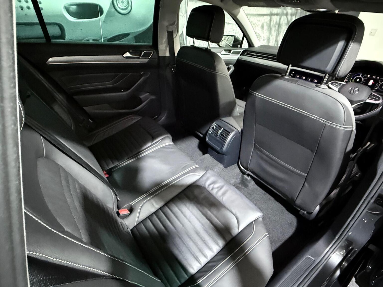 Used Volkswagen Passat 2022 for sale - 76576912: Photo 12