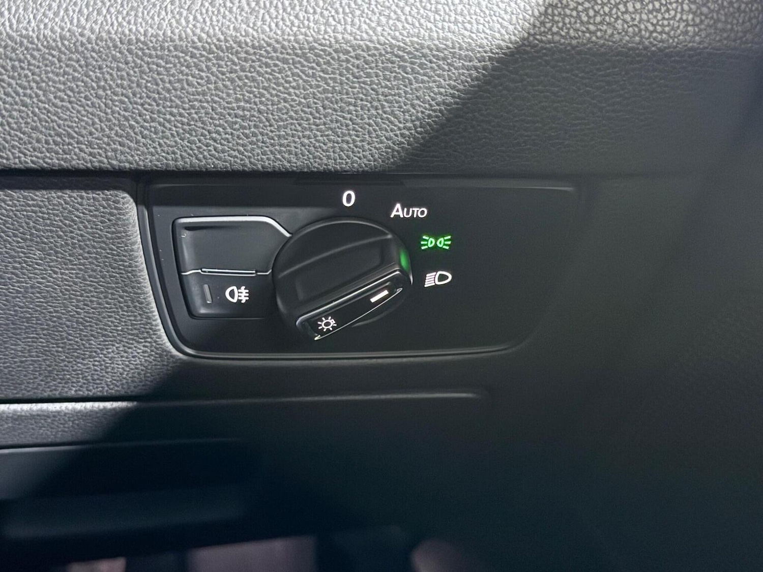 Used Volkswagen Passat 2022 for sale - 76576912: Photo 35