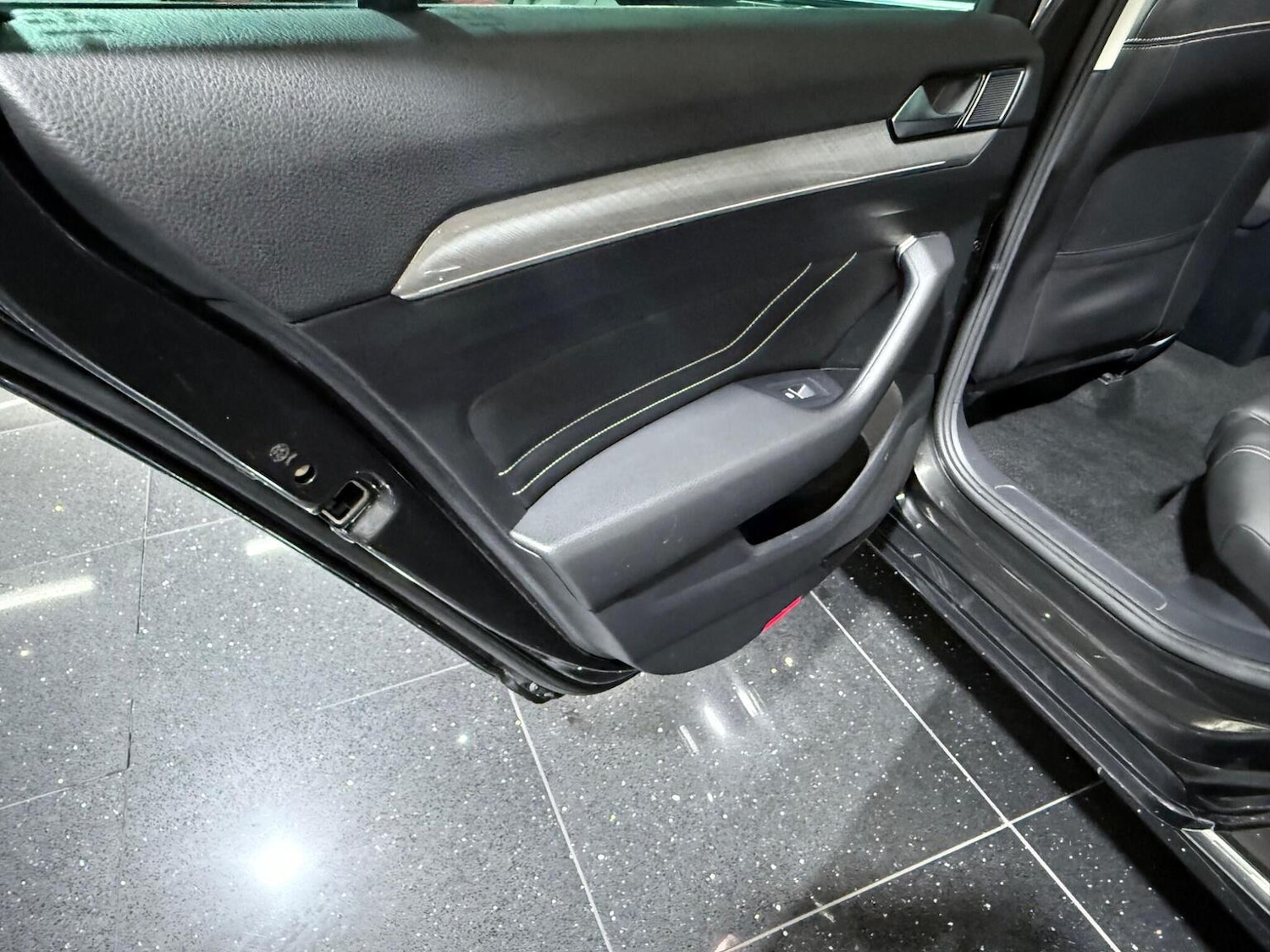 Used Volkswagen Passat 2022 for sale - 76576912: Photo 53