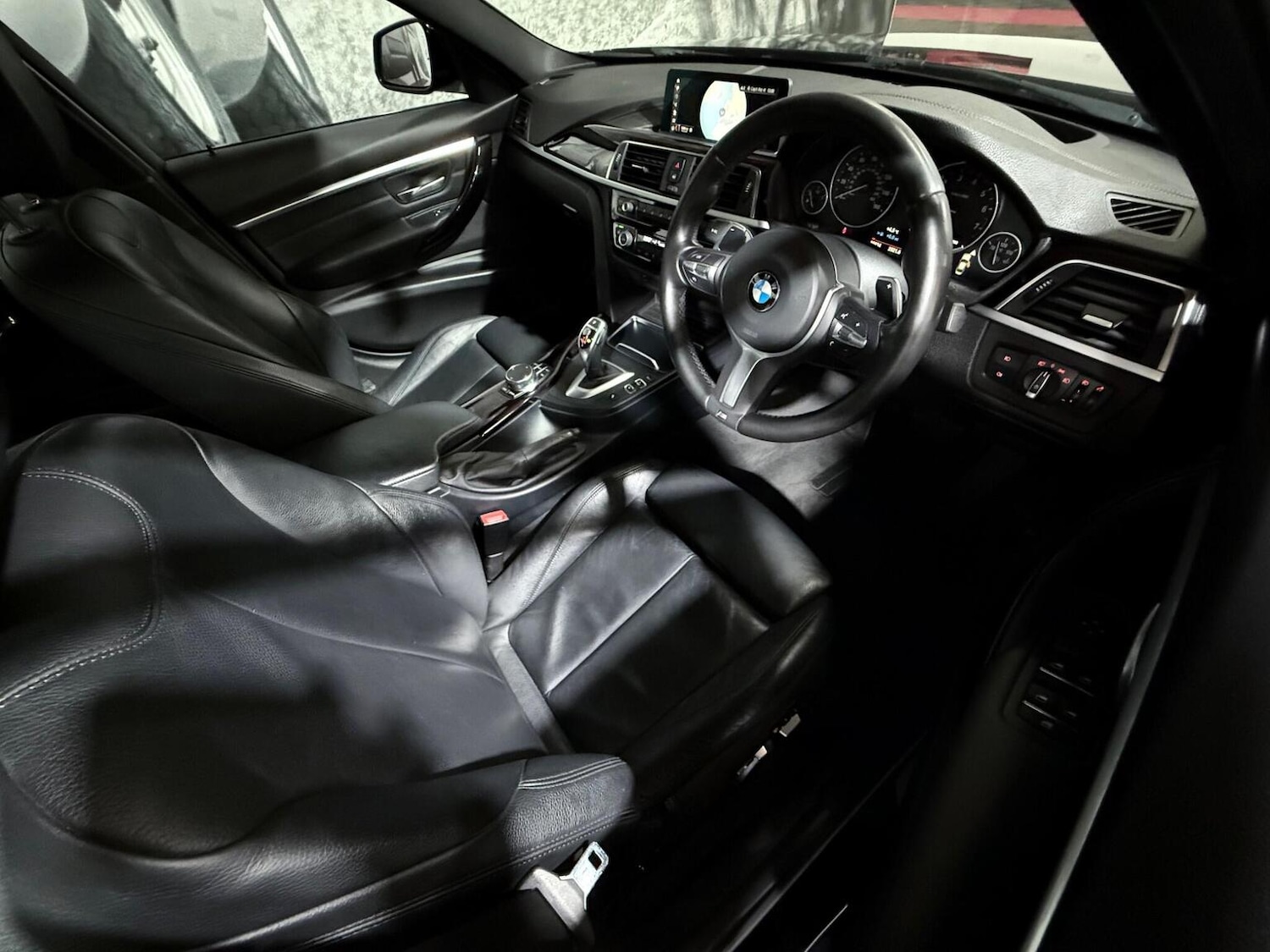 Used BMW 3 Series 2019 for sale - 76706152: Photo 12