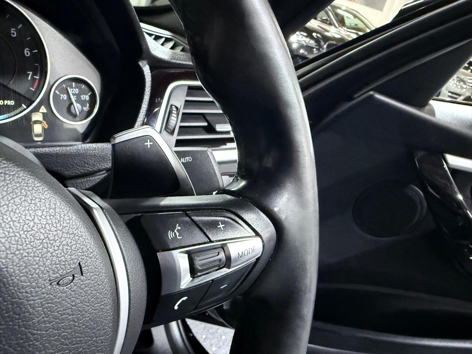 Used BMW 3 Series 2019 for sale - 76706152: Photo 60