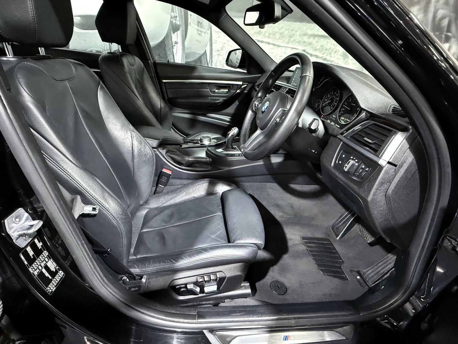 Used BMW 3 Series 2019 for sale - 76706152: Photo 9