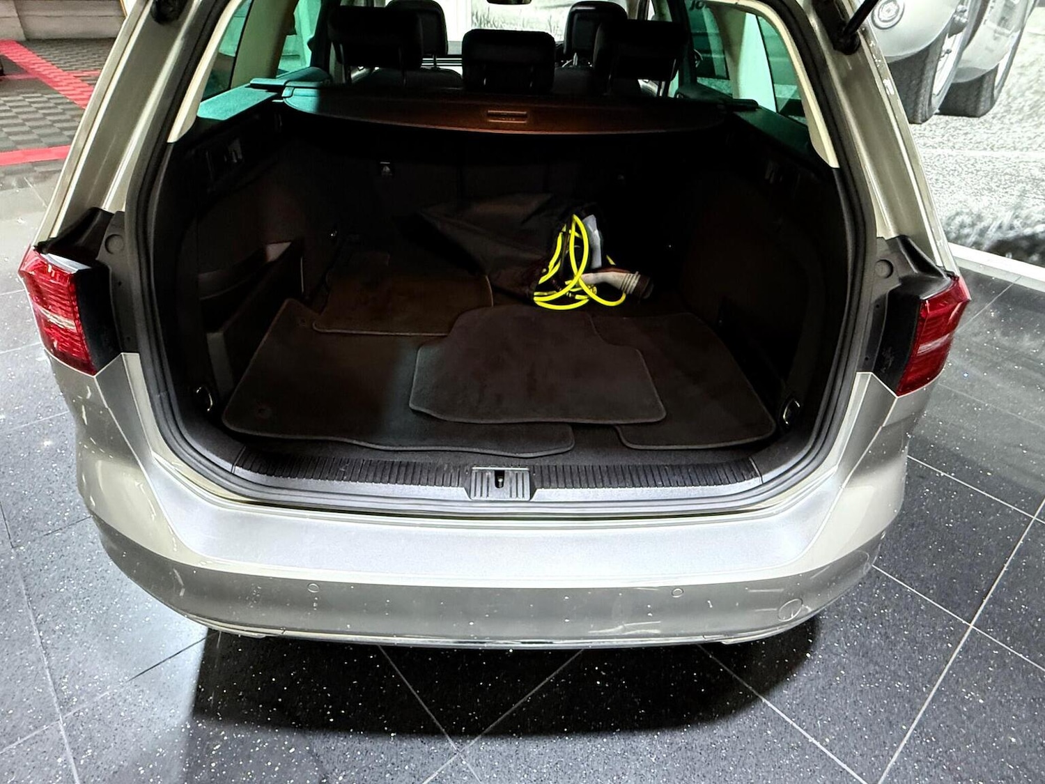 Used Volkswagen Passat 2017 for sale - 76358120: Photo 21