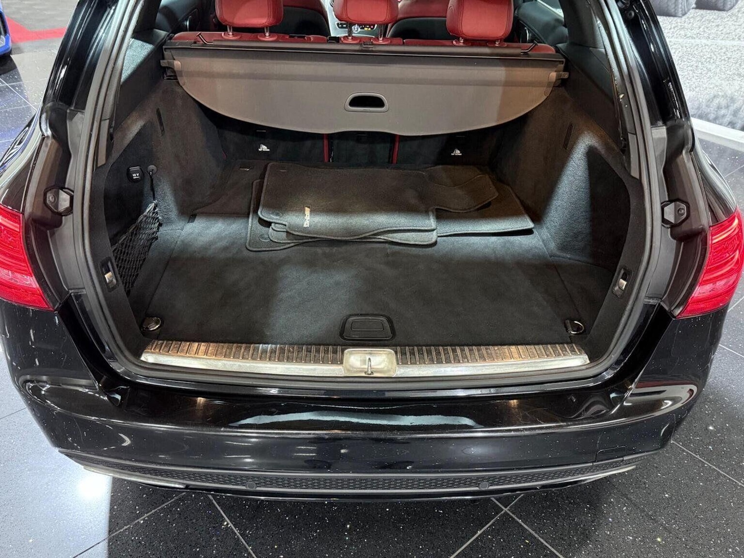 Used Mercedes-Benz C Class 2015 for sale - 76713031: Photo 25