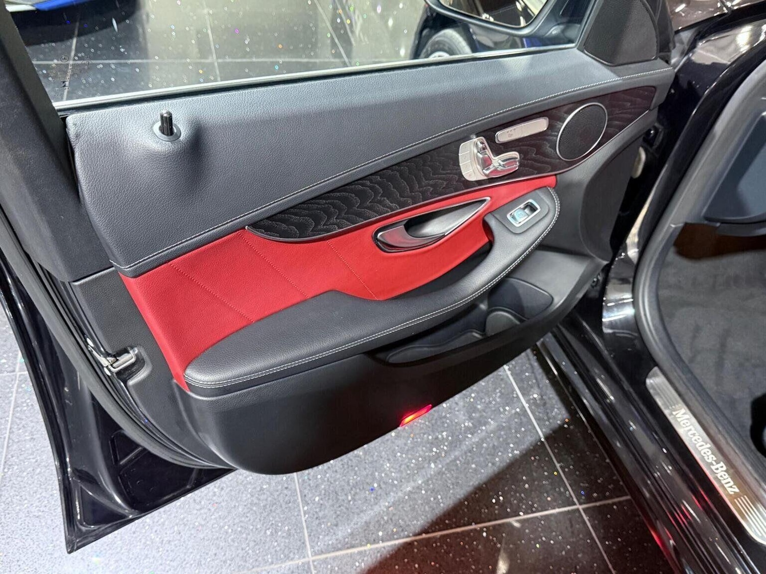 Used Mercedes-Benz C Class 2015 for sale - 76713031: Photo 63