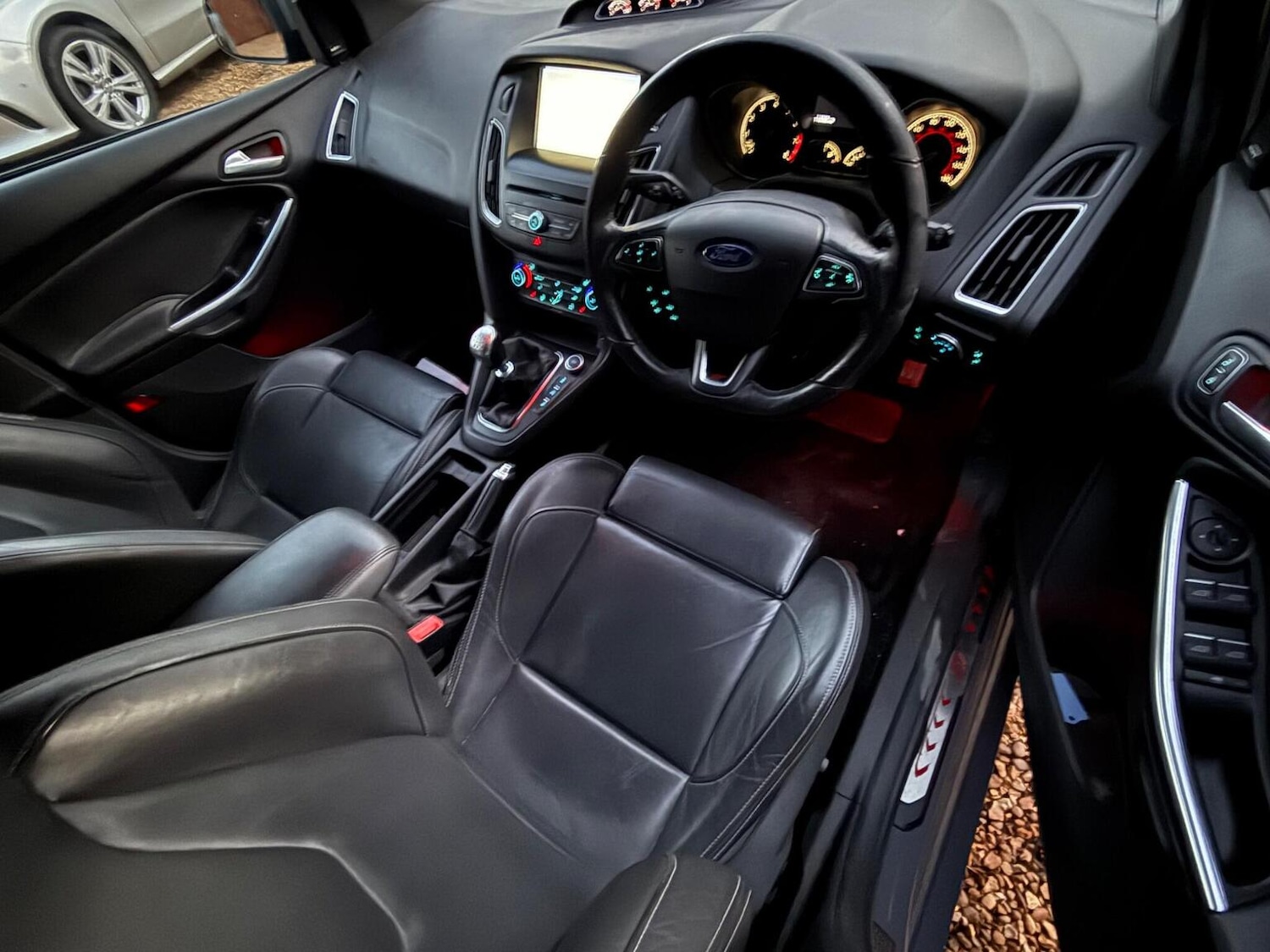 Used Ford Focus 2015 for sale - 76631563: Photo 8