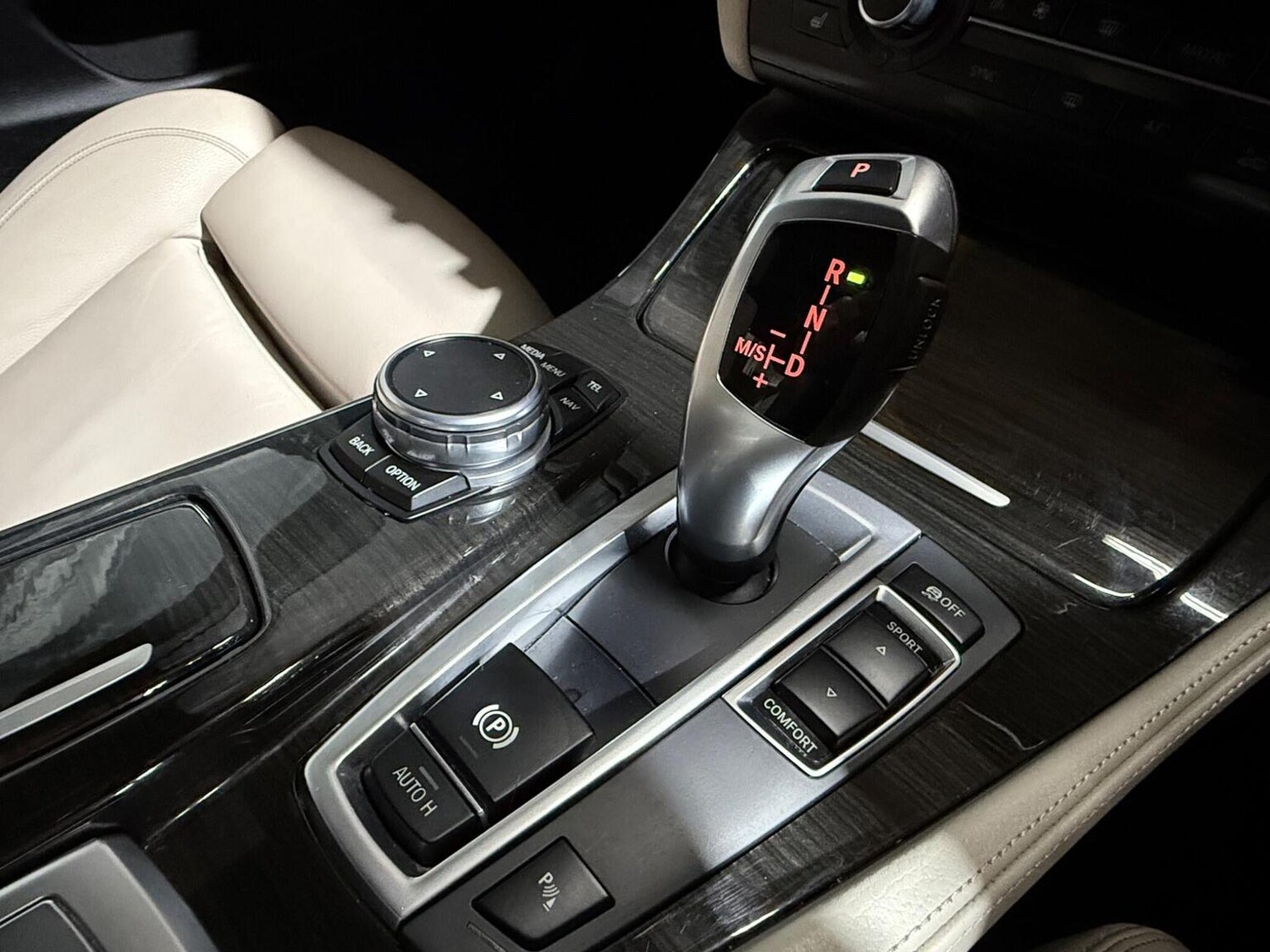 Used BMW 5 Series 2015 for sale - 77906417: Photo 37