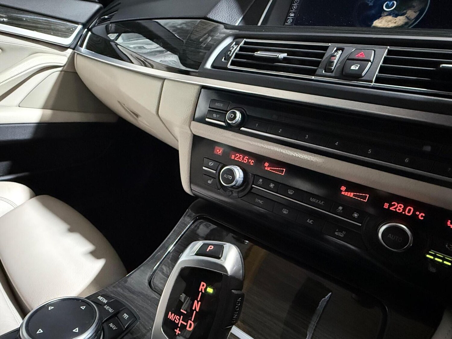 Used BMW 5 Series 2015 for sale - 77906417: Photo 38