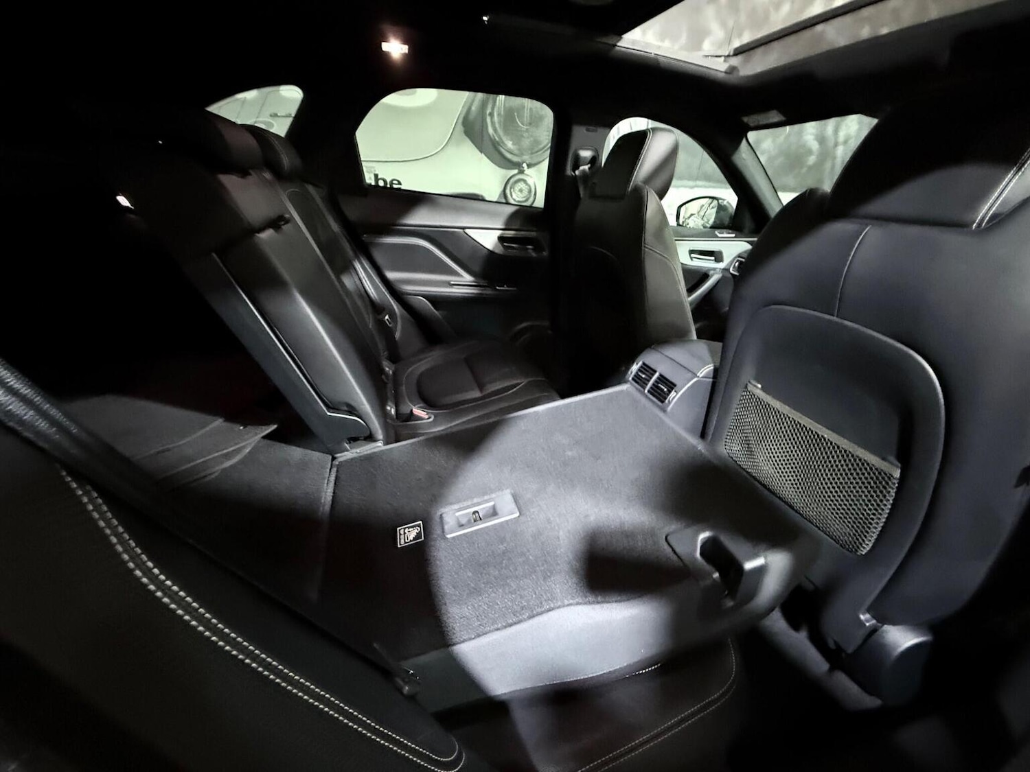 Used Jaguar F-Pace 2017 for sale - 76762157: Photo 12