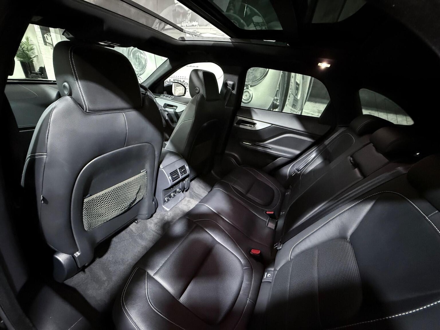 Used Jaguar F-Pace 2017 for sale - 76762157: Photo 16