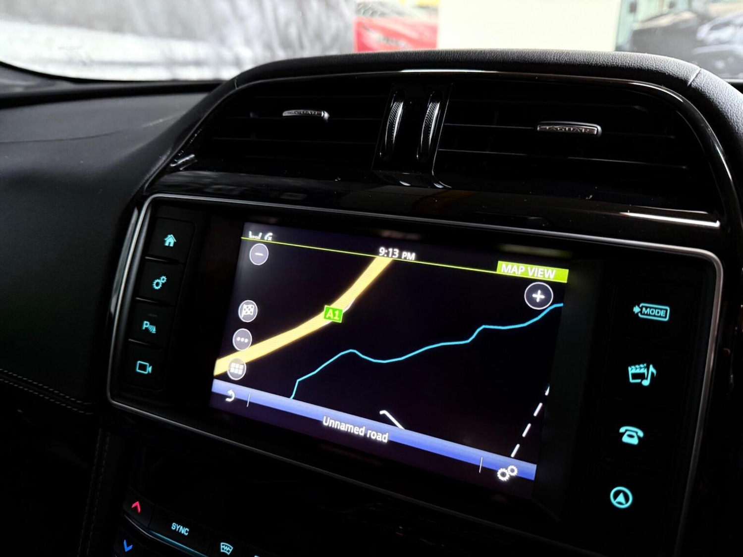 Used Jaguar F-Pace 2017 for sale - 76762157: Photo 28