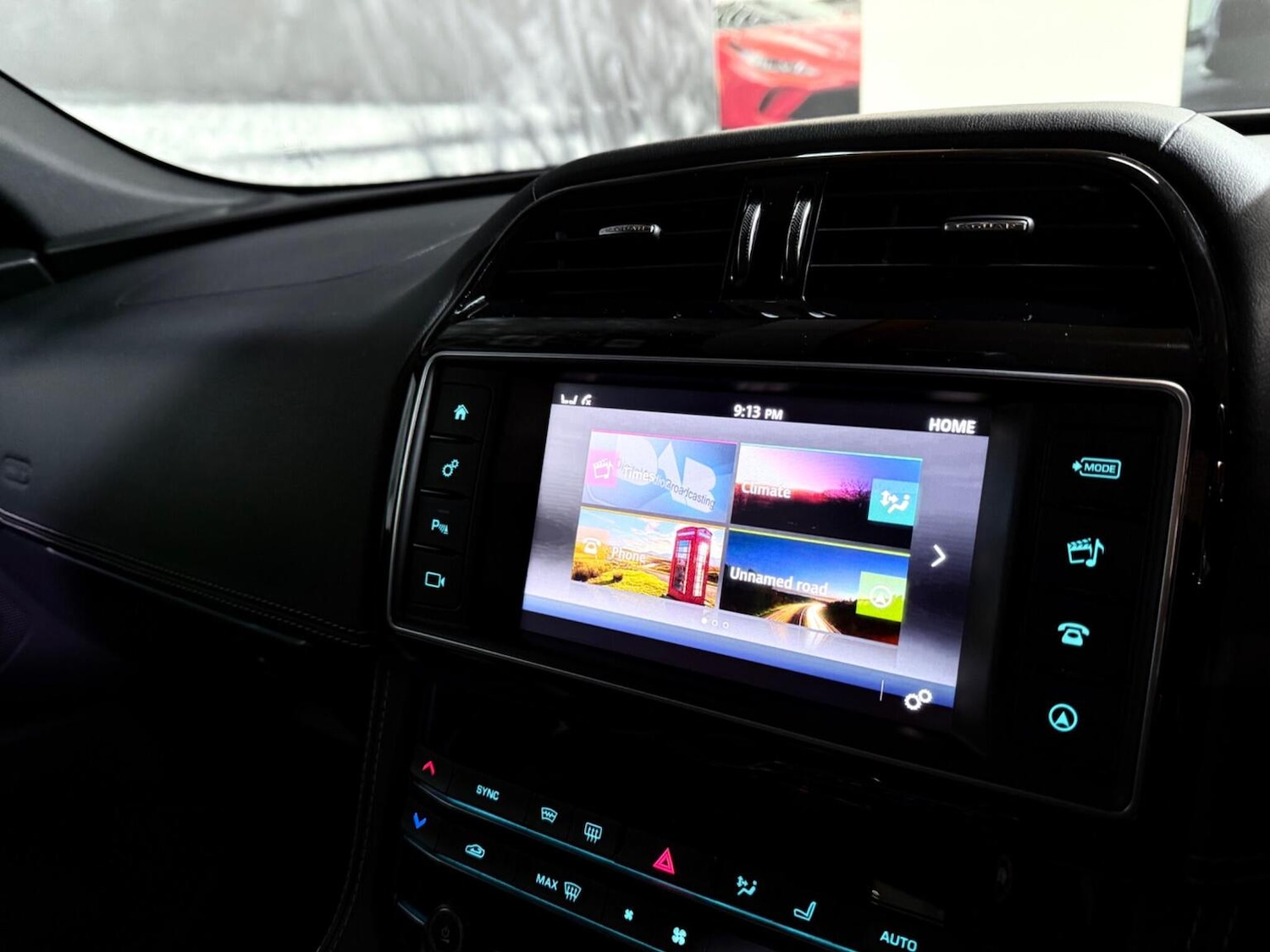 Used Jaguar F-Pace 2017 for sale - 76762157: Photo 29