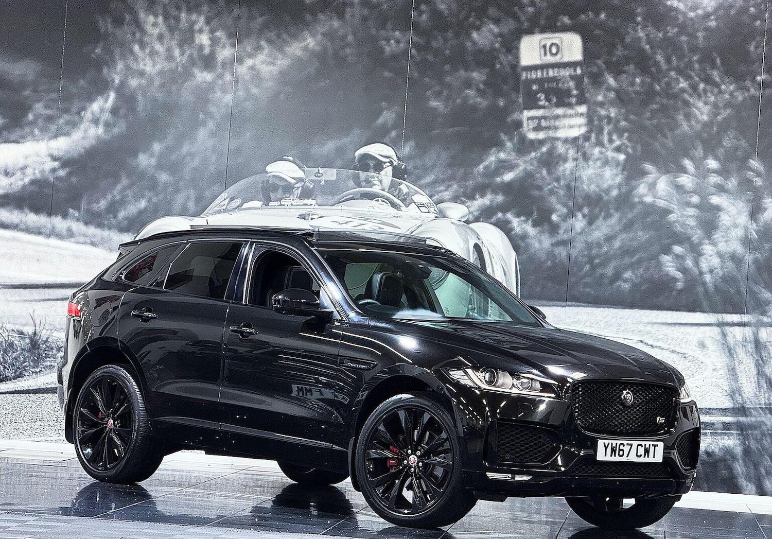 Used Jaguar F-Pace 2017 for sale - 76762157: Photo 52