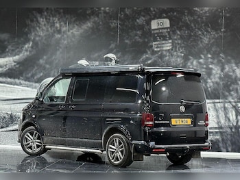 Used Volkswagen Transporter Sportline 2014 for sale - 77014776: Photo