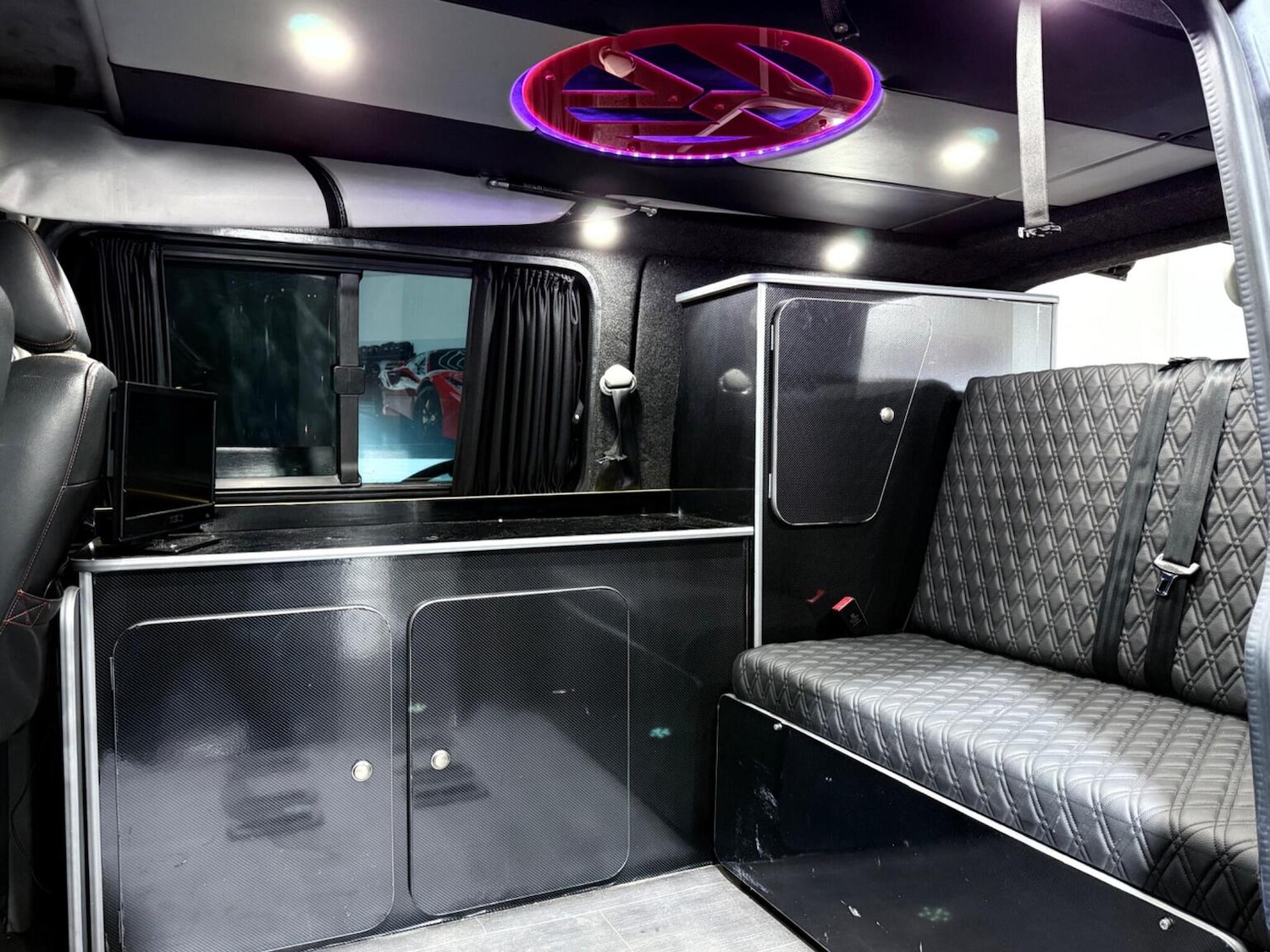 Used Volkswagen Transporter Sportline 2014 for sale - 77014776: Photo 3