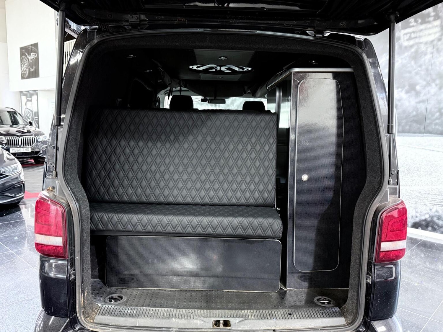 Used Volkswagen Transporter Sportline 2014 for sale - 77014776: Photo 8