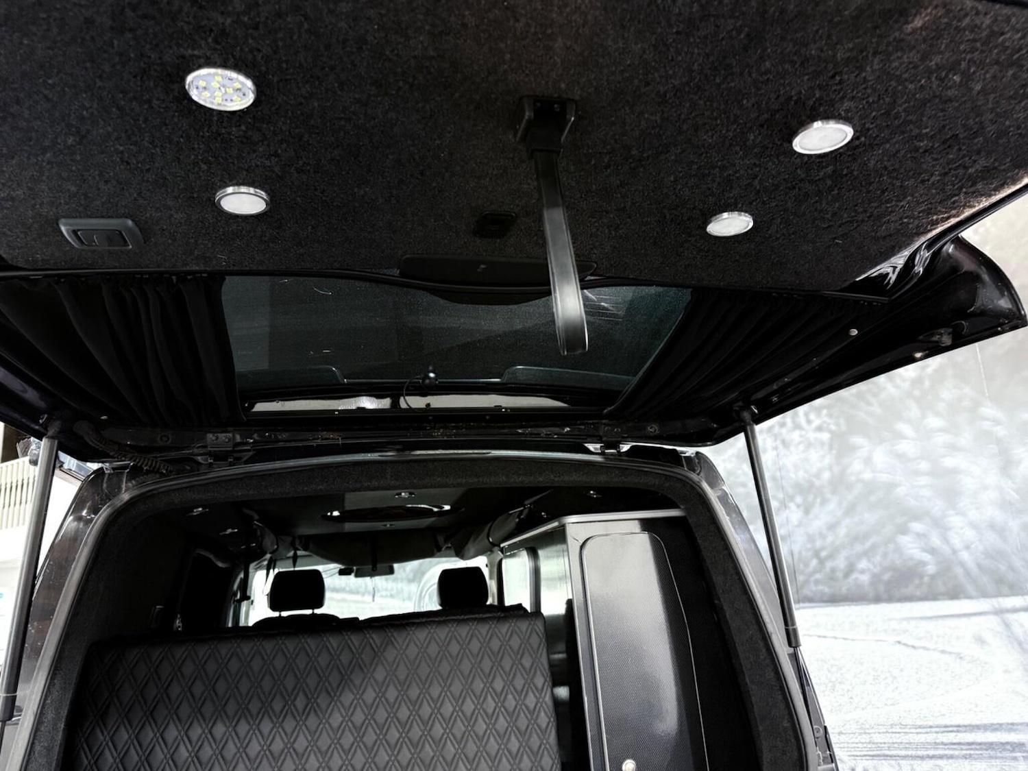 Used Volkswagen Transporter Sportline 2014 for sale - 77014776: Photo 9