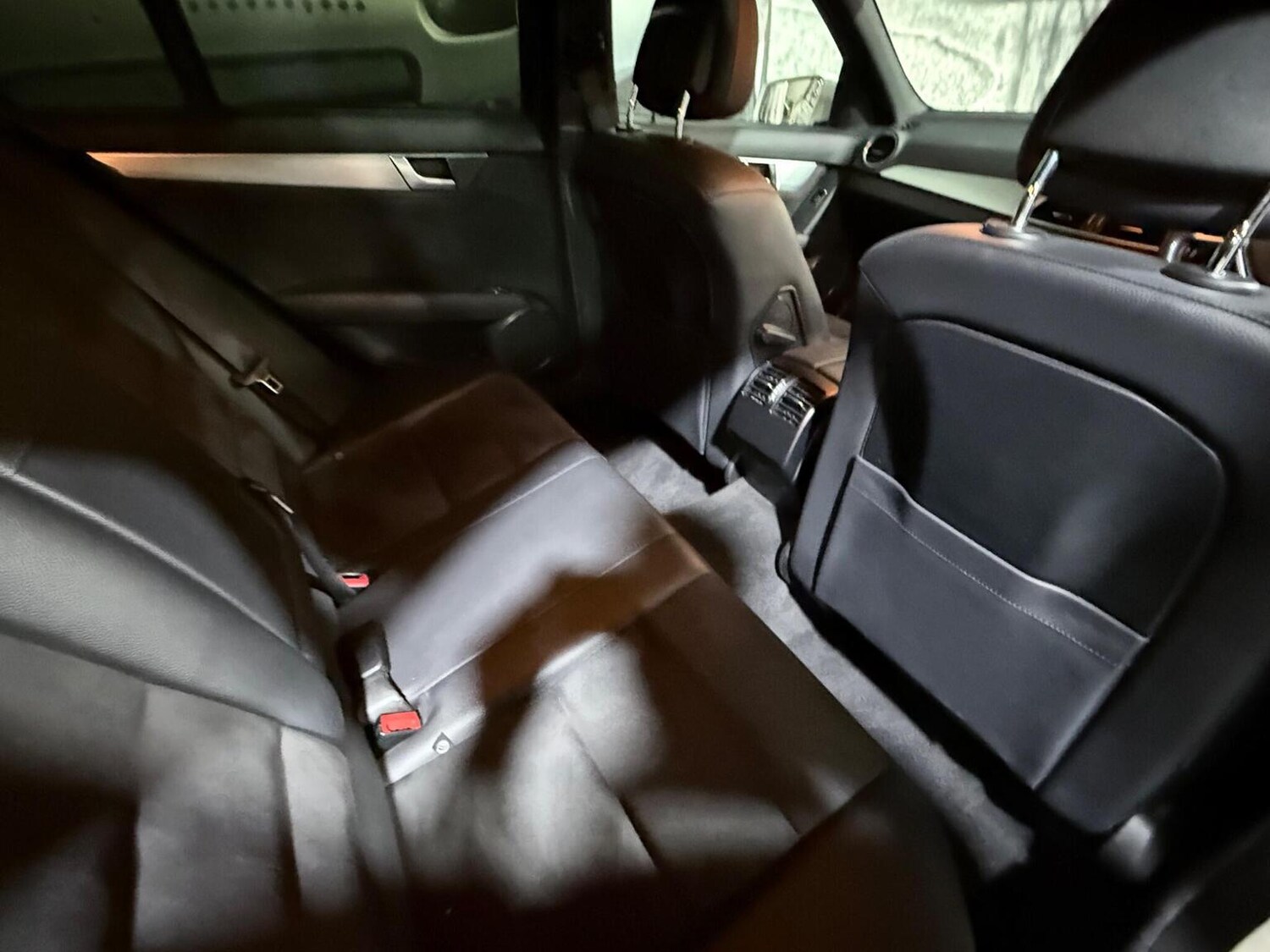 Used Mercedes-Benz C Class 2013 for sale - 76363063: Photo 14