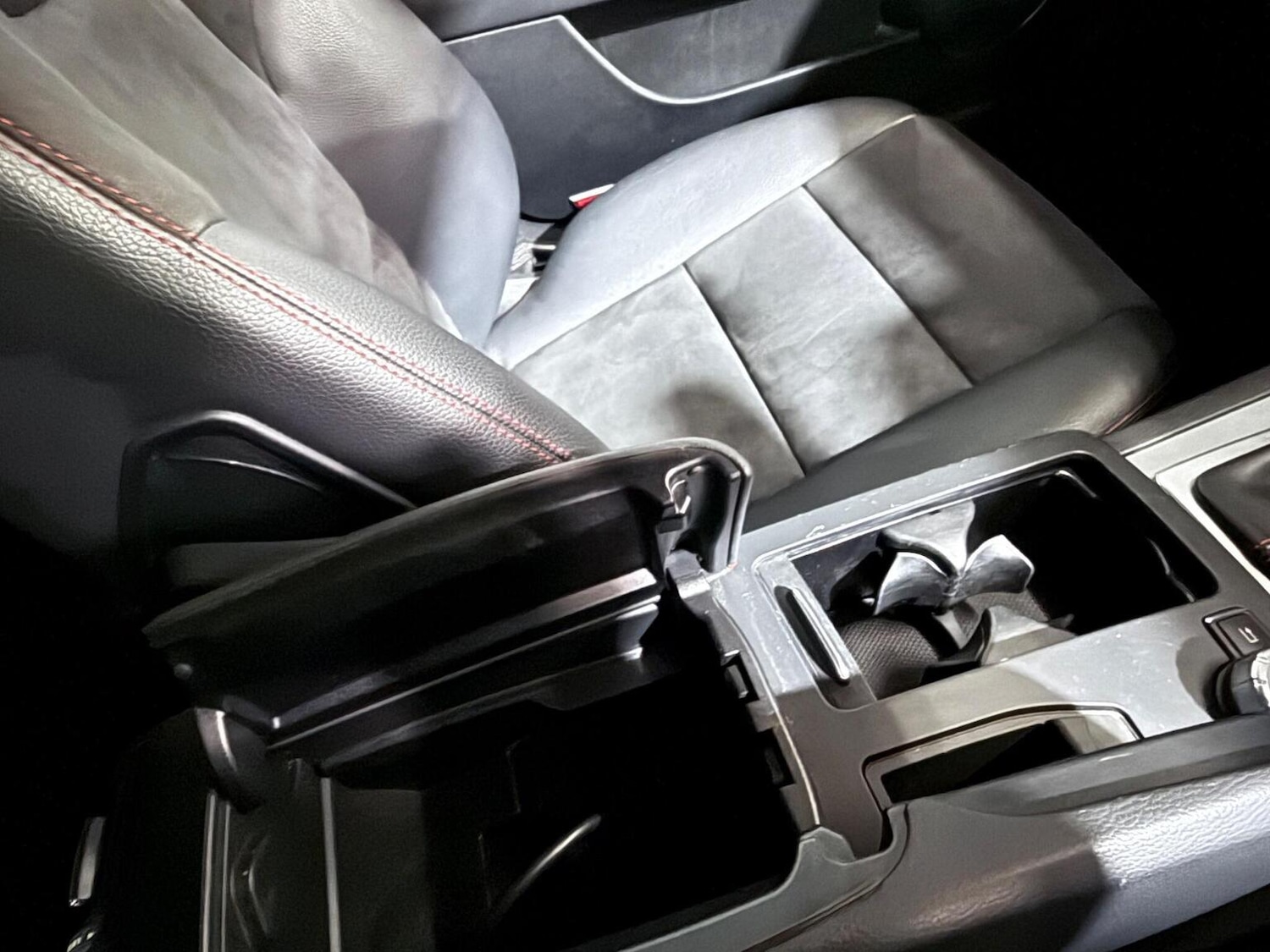 Used Mercedes-Benz C Class 2013 for sale - 76363063: Photo 39