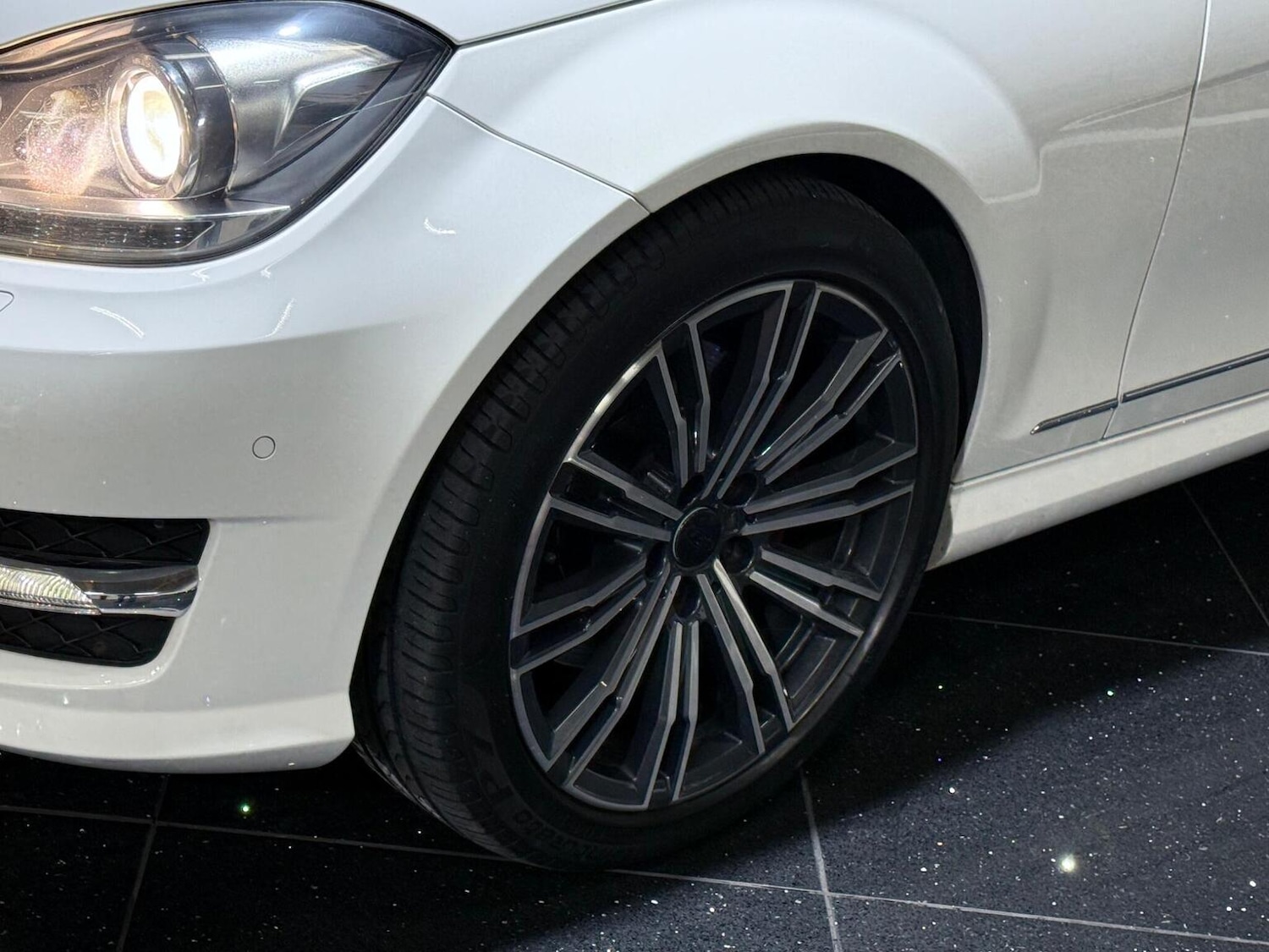 Used Mercedes-Benz C Class 2013 for sale - 76363063: Photo 57