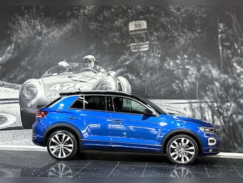Used Volkswagen T-Roc 2019 for sale - 78744959: Photo