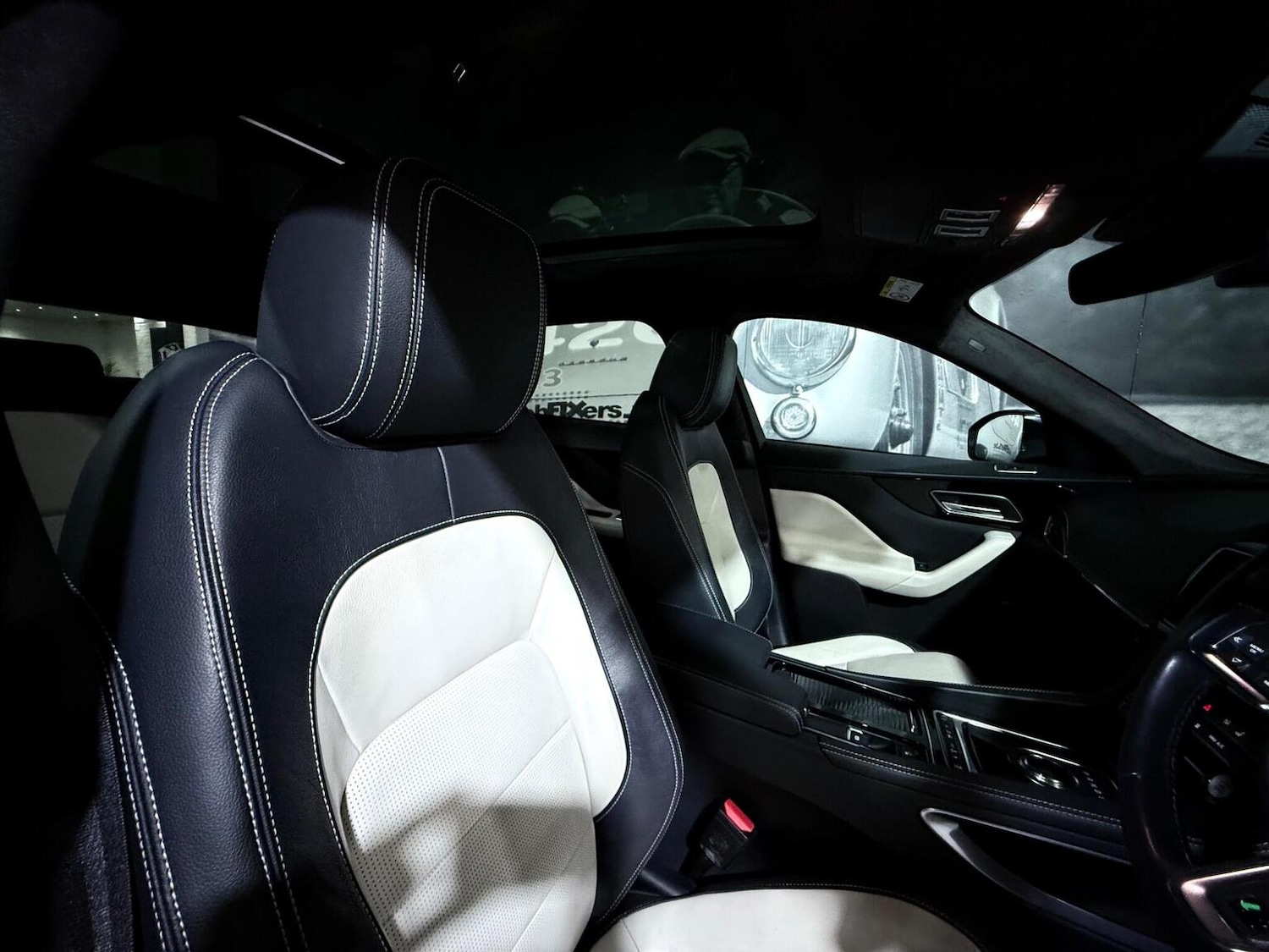 Used Jaguar F-Pace 2018 for sale - 77052980: Photo 11