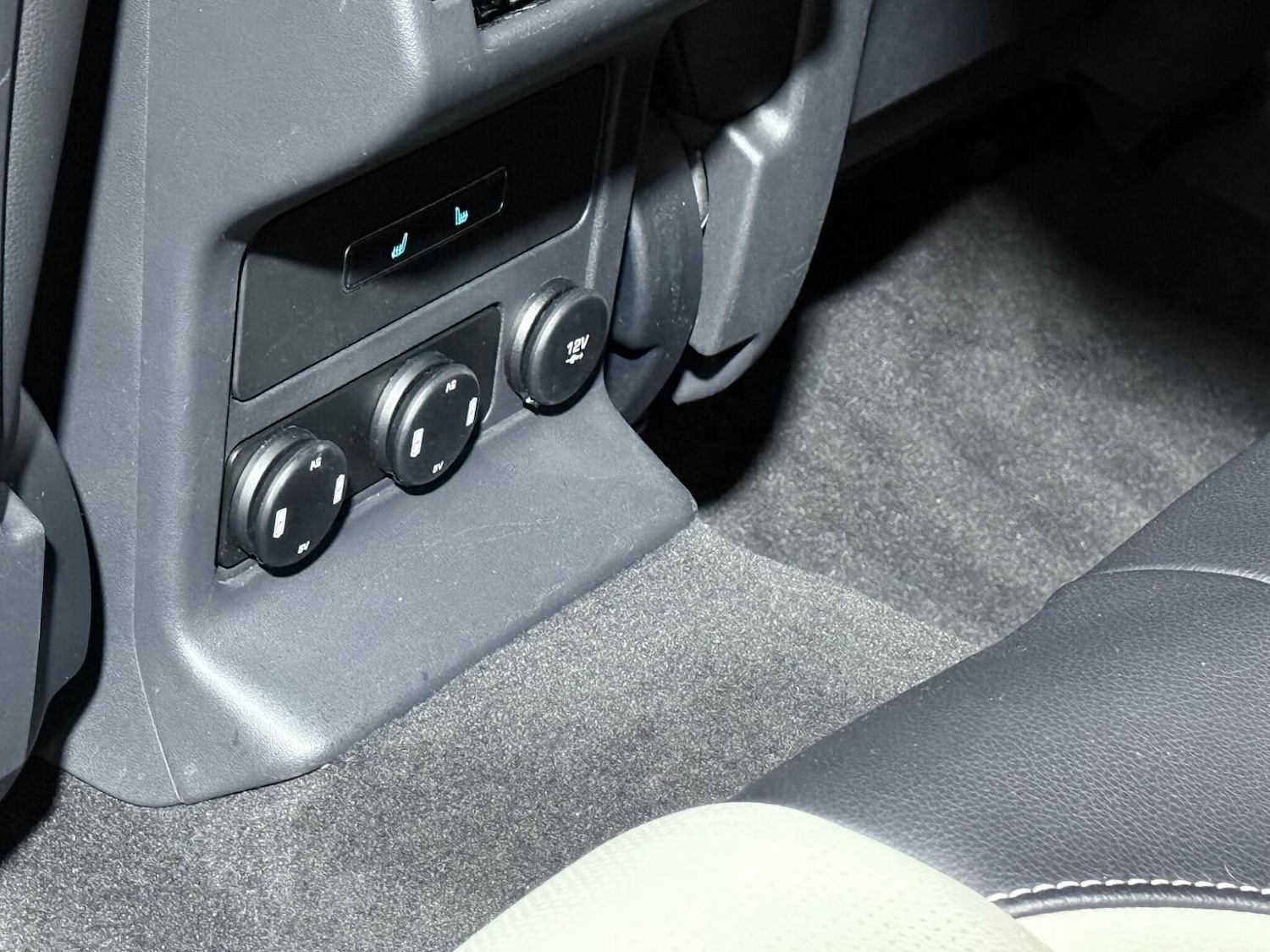 Used Jaguar F-Pace 2018 for sale - 77052980: Photo 16