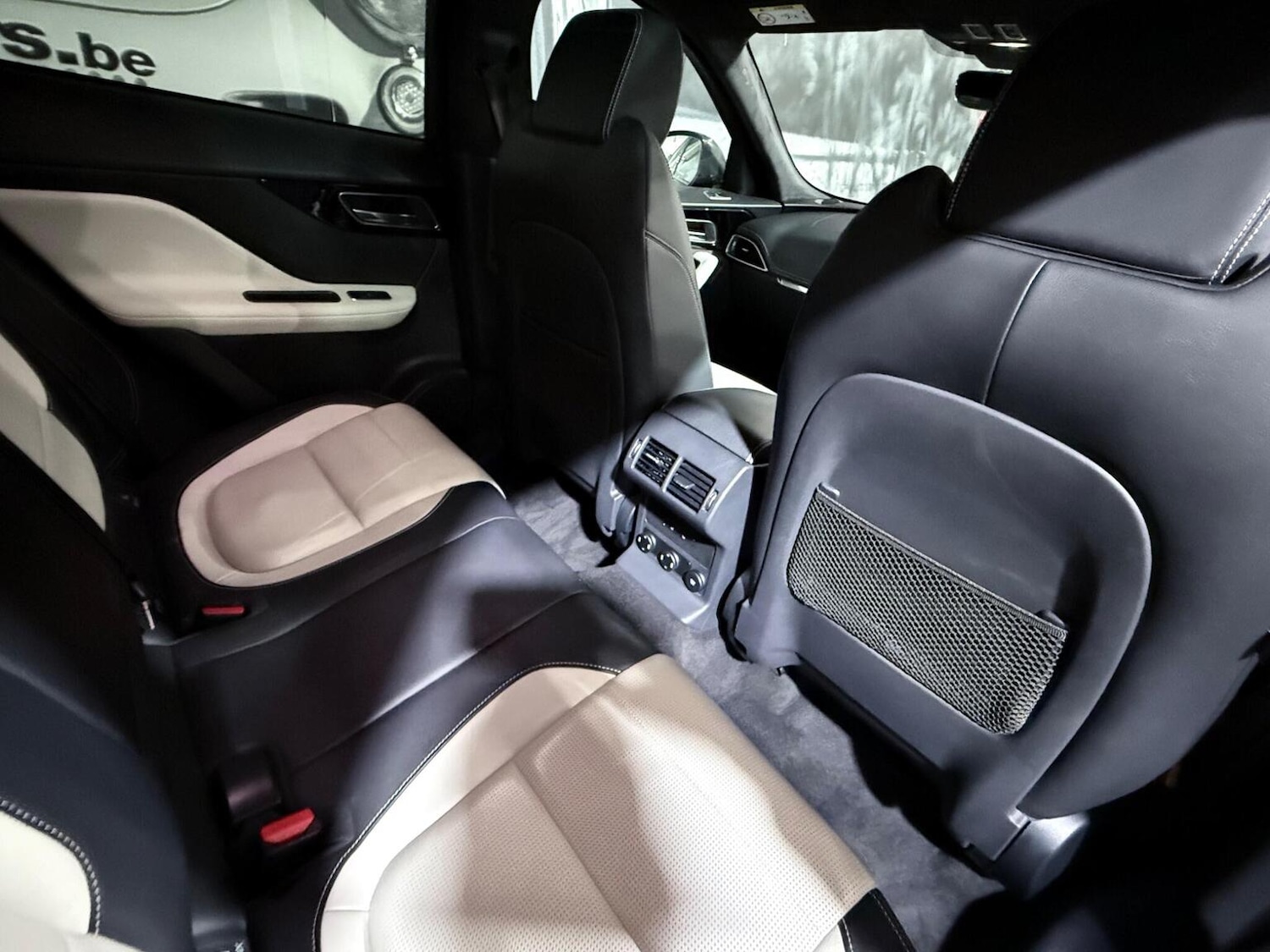 Used Jaguar F-Pace 2018 for sale - 77052980: Photo 17