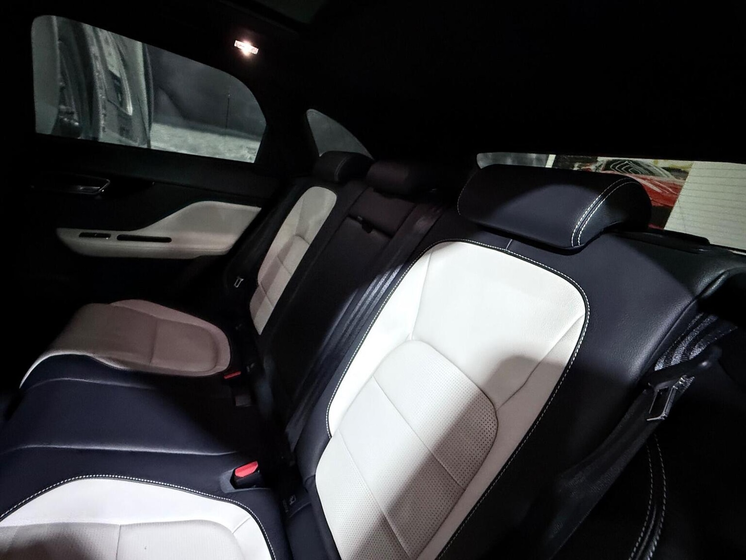 Used Jaguar F-Pace 2018 for sale - 77052980: Photo 18