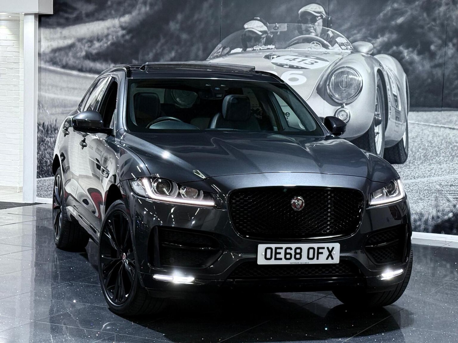 Used Jaguar F-Pace 2018 for sale - 77052980: Photo 30