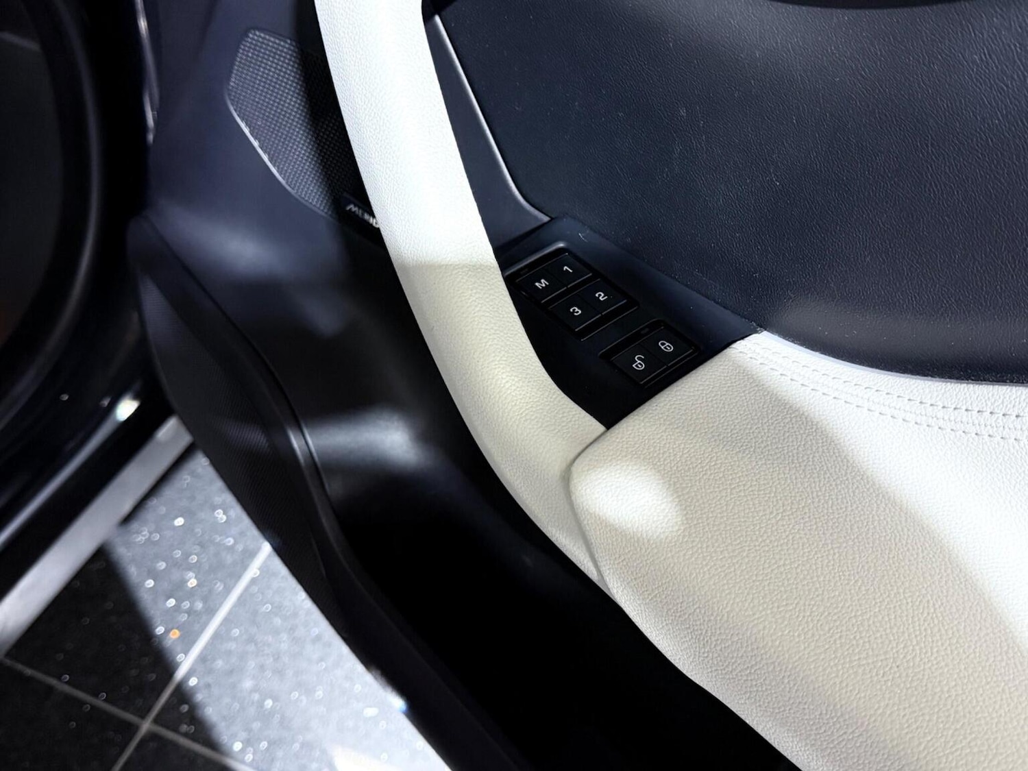 Used Jaguar F-Pace 2018 for sale - 77052980: Photo 56