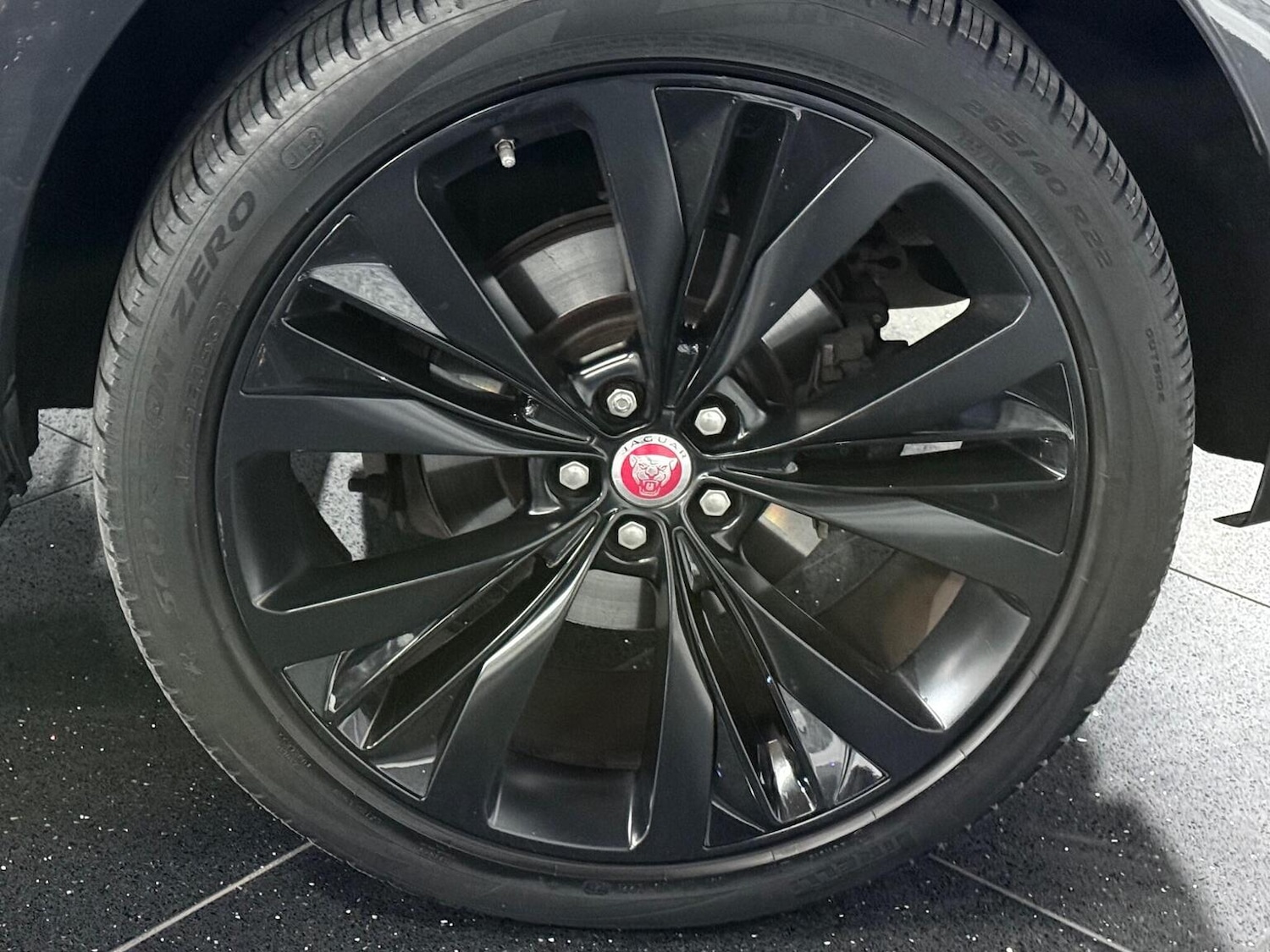 Used Jaguar F-Pace 2018 for sale - 77052980: Photo 64