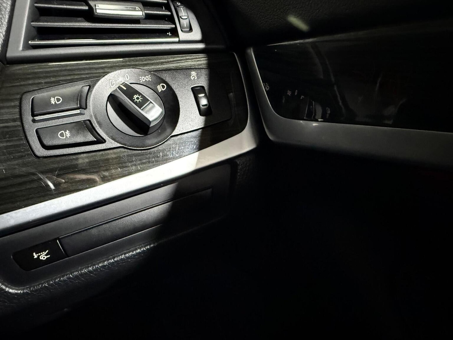 Used BMW 5 Series 2013 for sale - 76273291: Photo 54
