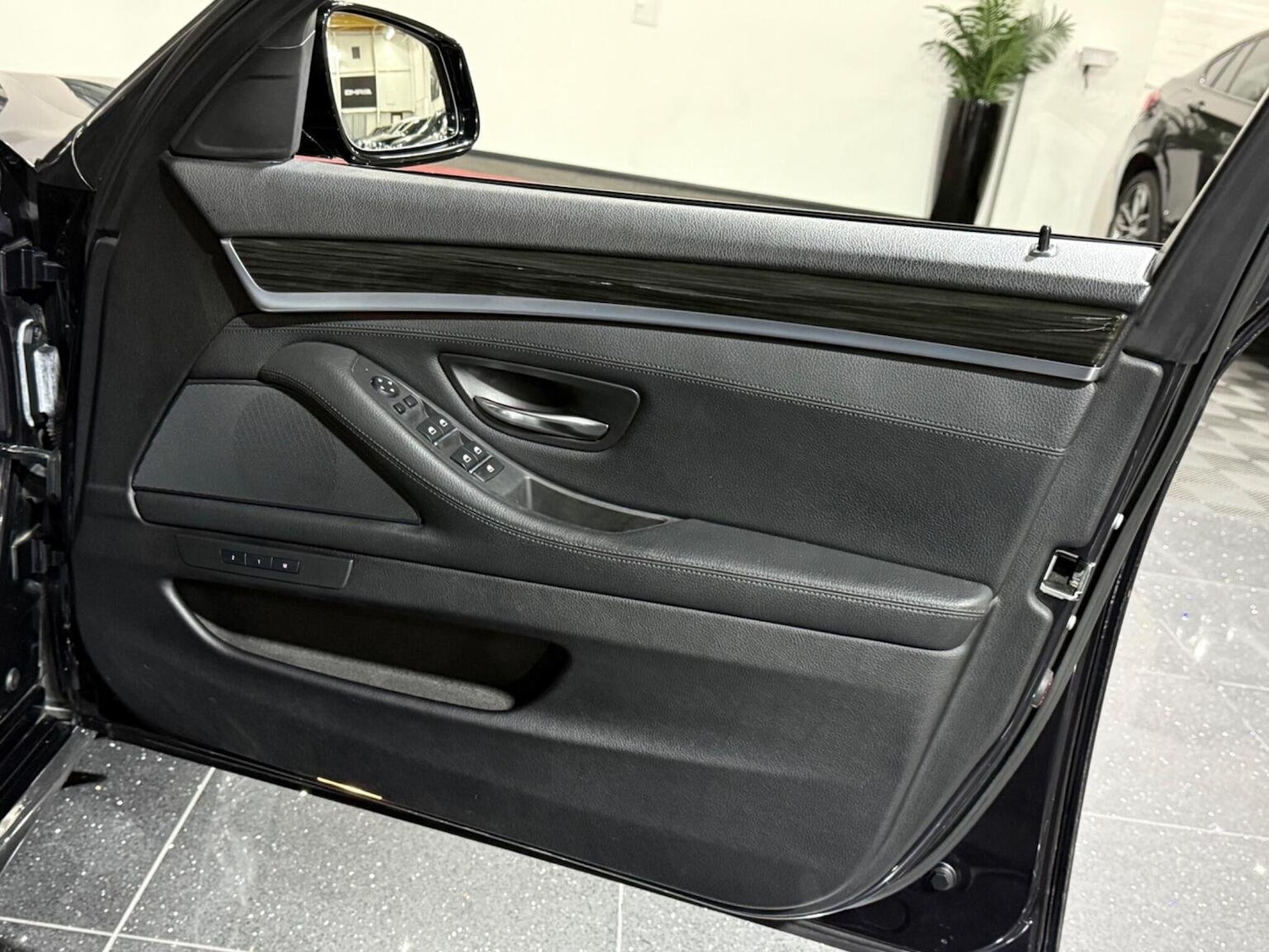 Used BMW 5 Series 2013 for sale - 76273291: Photo 57