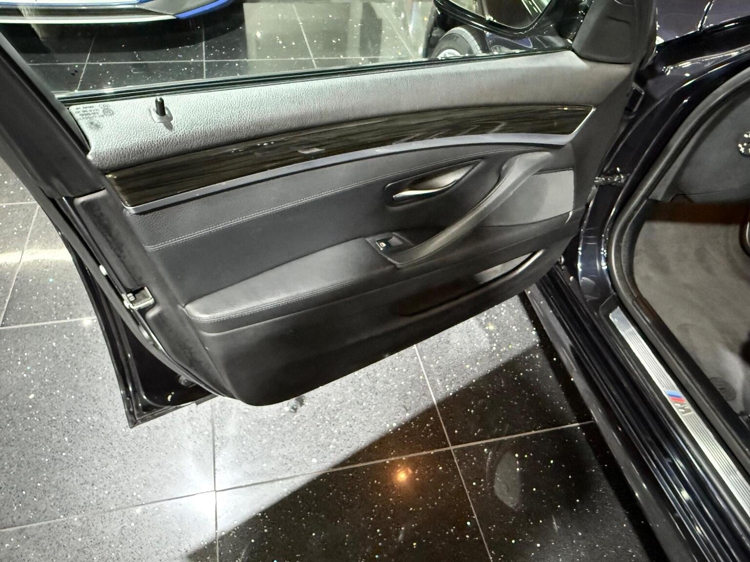 Used BMW 5 Series 2013 for sale - 76273291: Photo 60