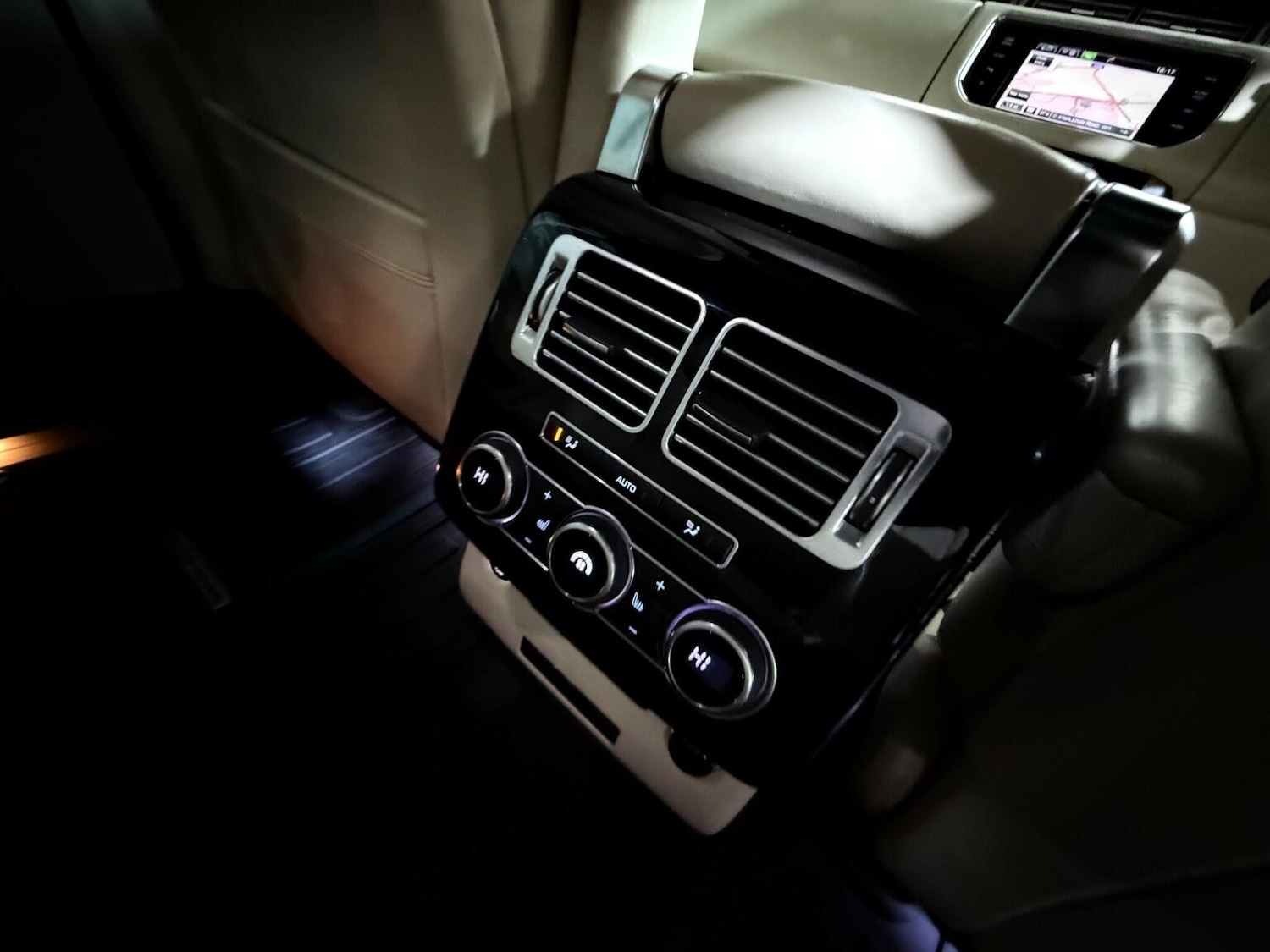 Used Land Rover Range Rover 2015 for sale - 77096953: Photo 15