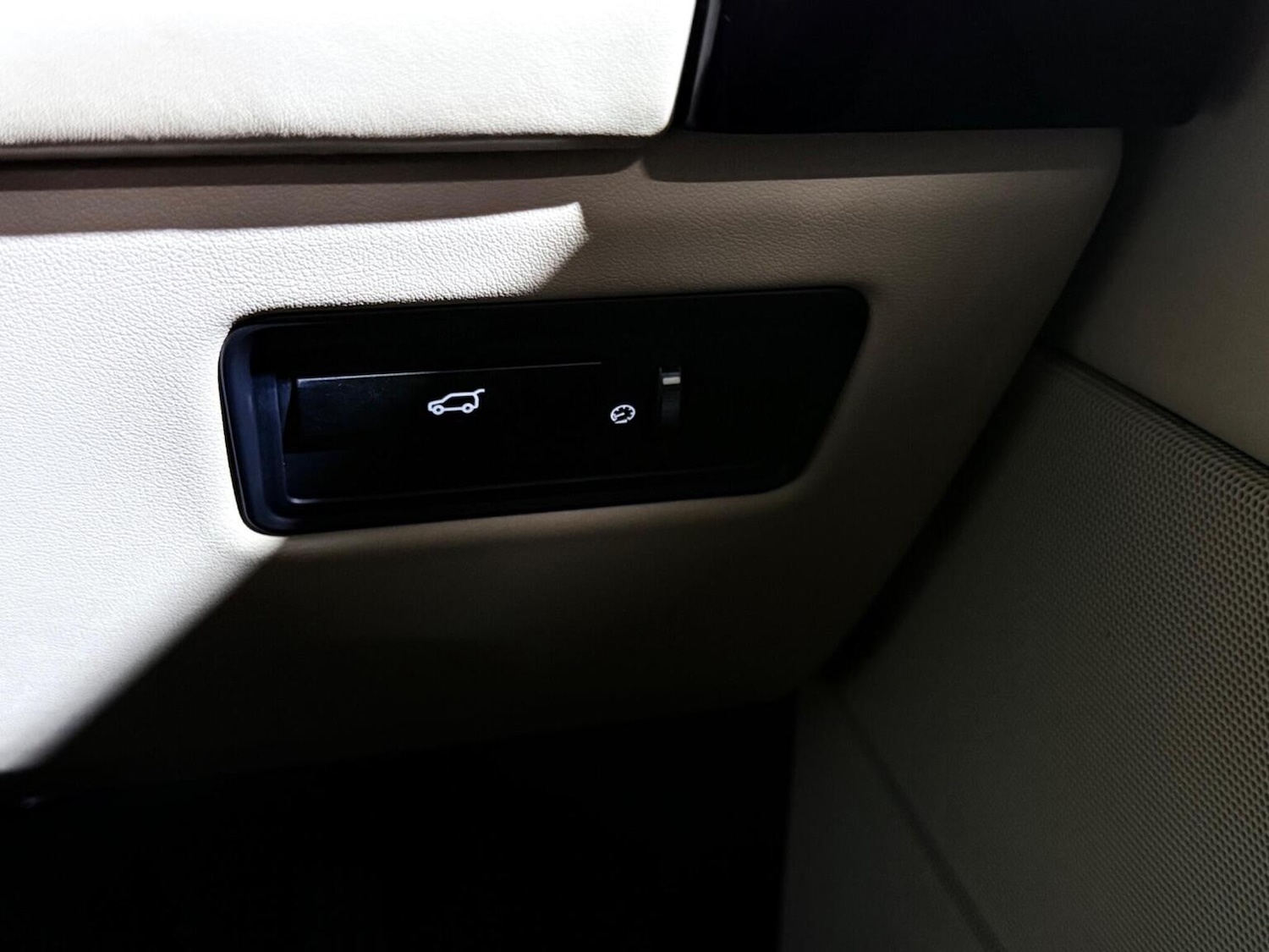 Used Land Rover Range Rover 2015 for sale - 77096953: Photo 43