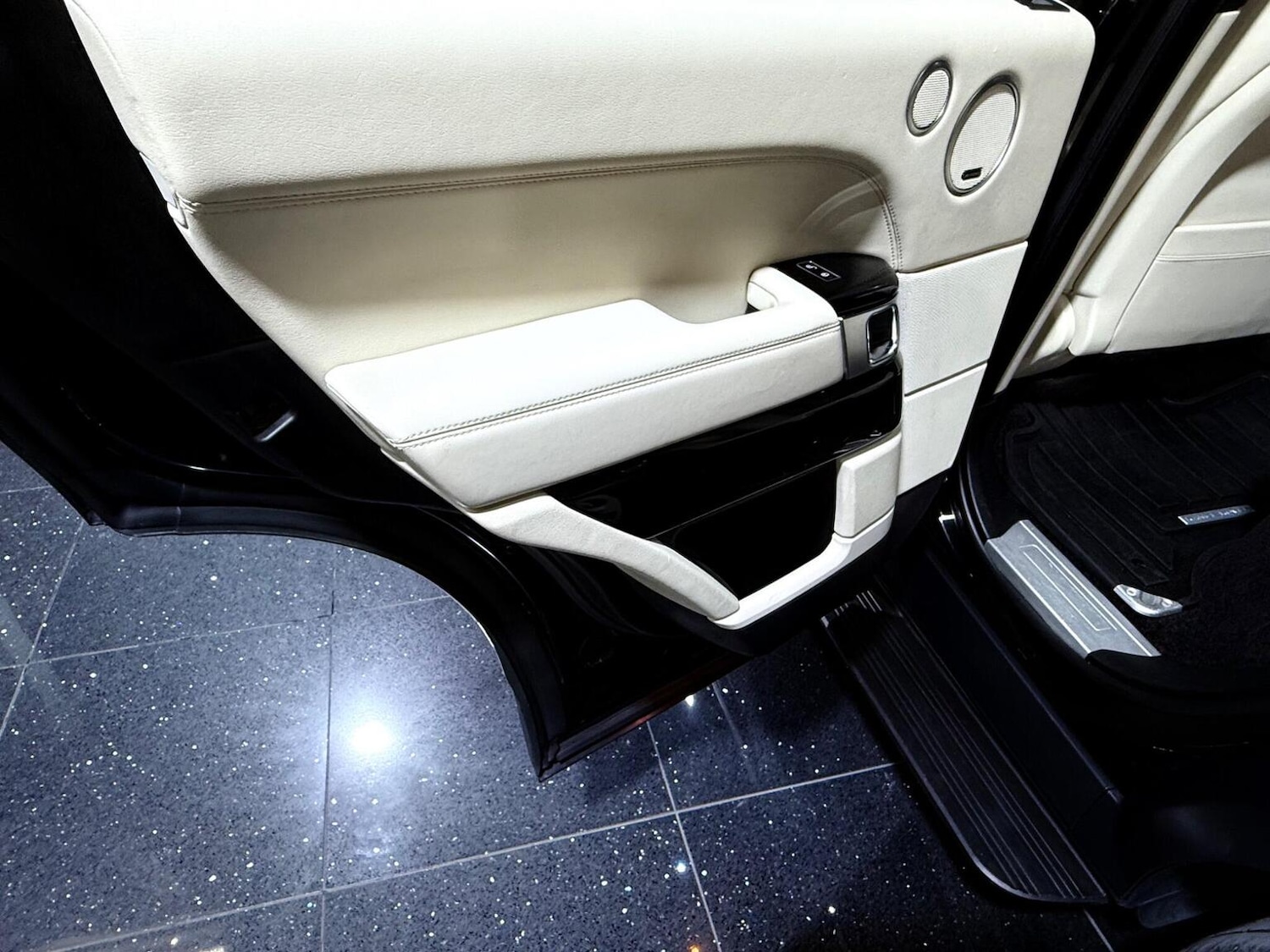 Used Land Rover Range Rover 2015 for sale - 77096953: Photo 55