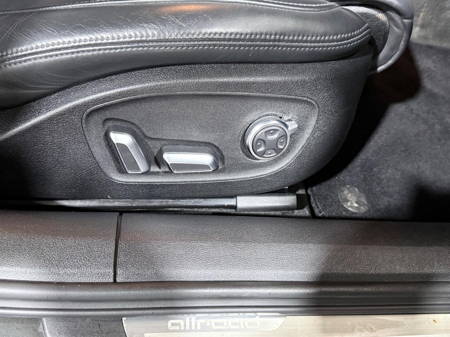 Used Audi A6 Allroad 2015 for sale - 77938164: Photo 10