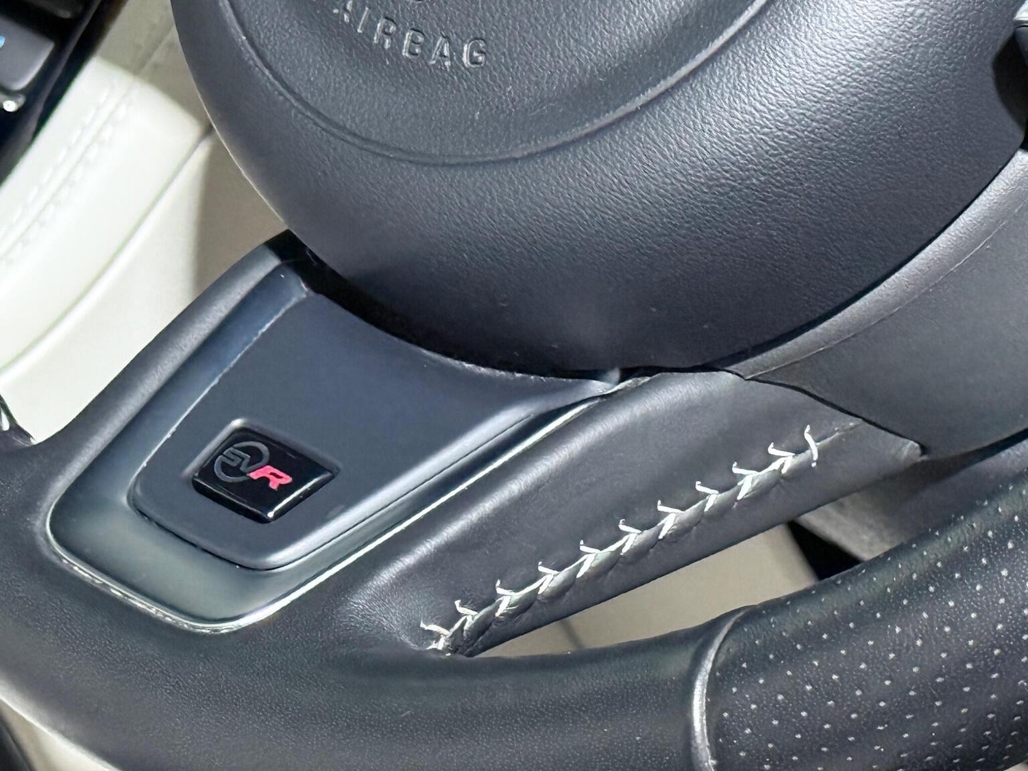 Used Jaguar F-Pace 2021 for sale - 77906421: Photo 40